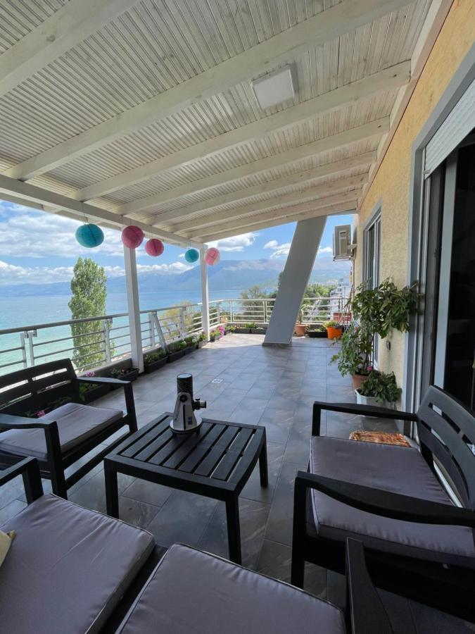 Kelvi'S Apartment Pogradec Ngoại thất bức ảnh